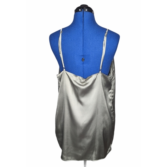 Carli Bybel x Missguided Sage Satin Dress - Picture 4 of 4